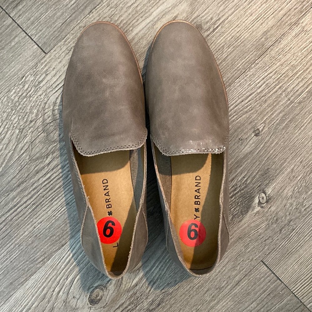 Size 6- Lucky Brand Leather Loafers- Never Worn